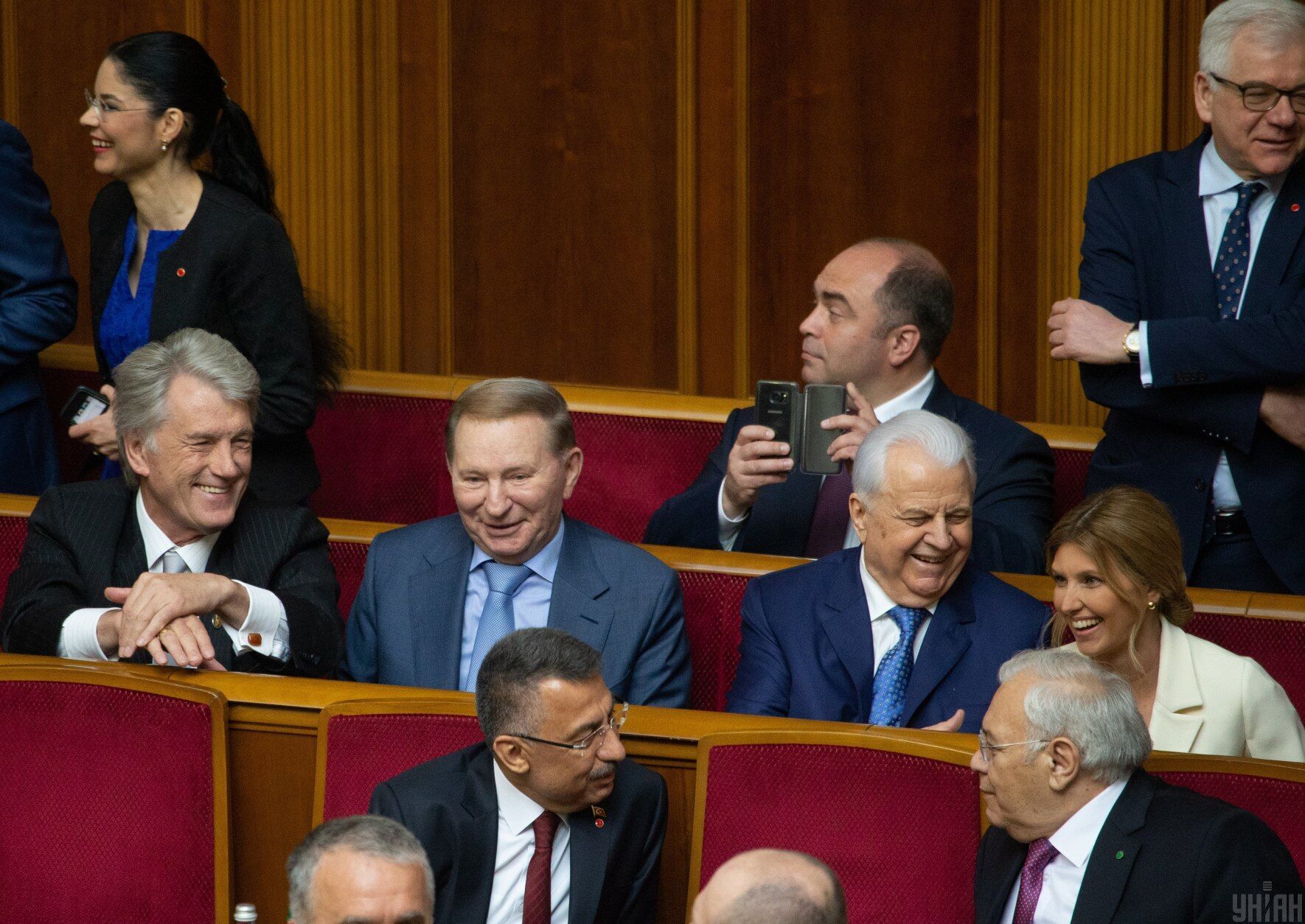 Виктор Ющенко, Леонид Кучма, Леонид Кравчук и Елена Зеленская во время инаугурации Владимира Зеленского, 20 мая 2019 года