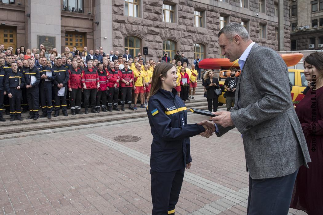 Кличко привітав рятувальників із професійним святом