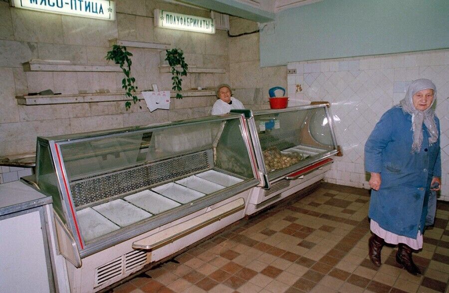 Заборонені фото радянських магазинів: хотіли би повернутися в такий СРСР?