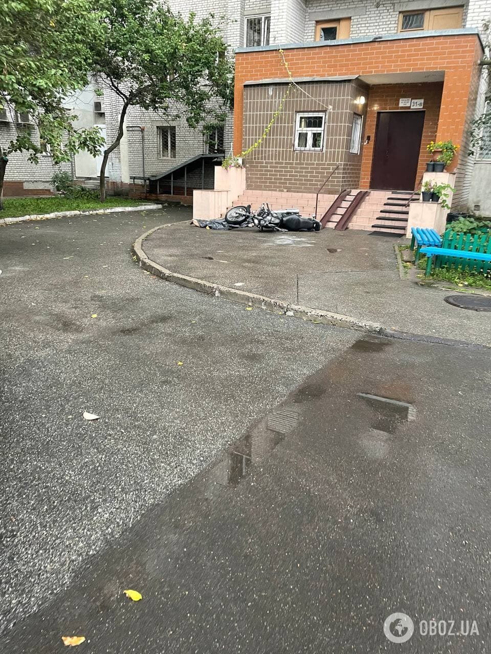 у Києві знайшли труп під житловим будинком