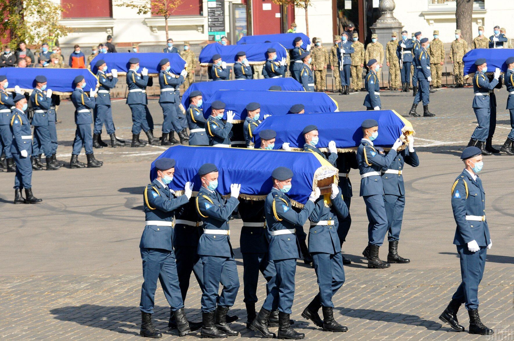 Прощание с погибшими в катастрофе Ан-26 в Харькове