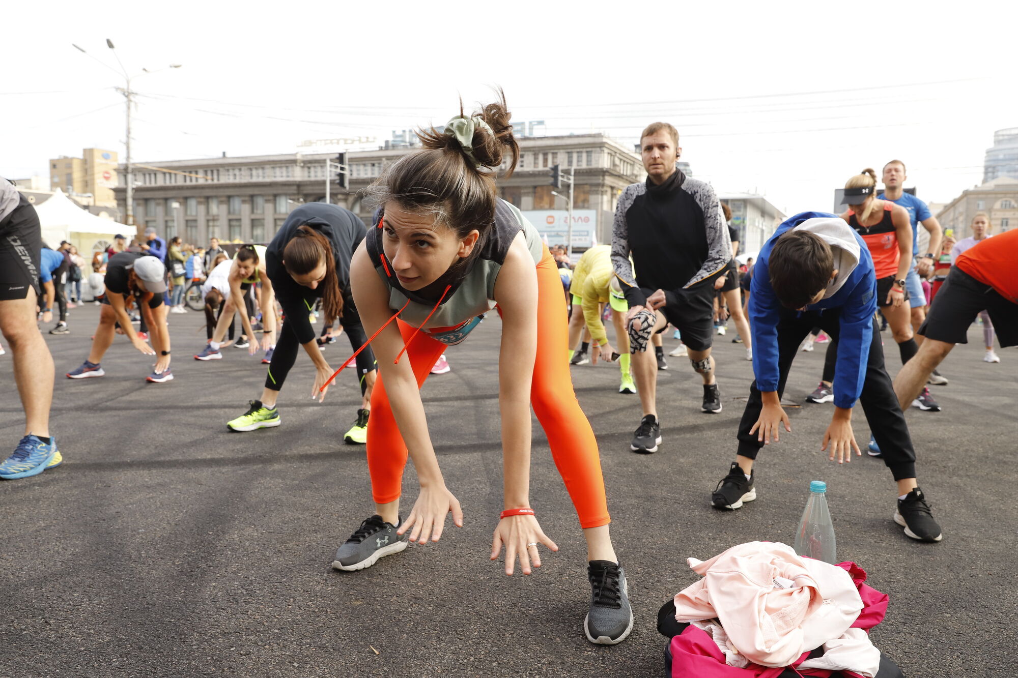 В Днепре свыше 3 тыс. бегунов приняли участие в "Almaz Group Dnipro Marathon"