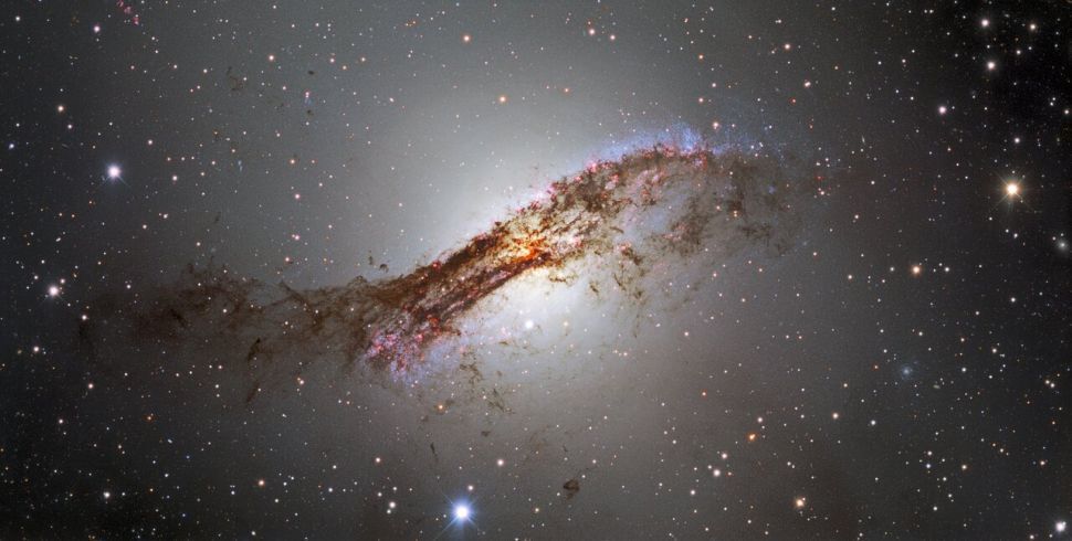 Галактика Центавр А (NGC 5128)