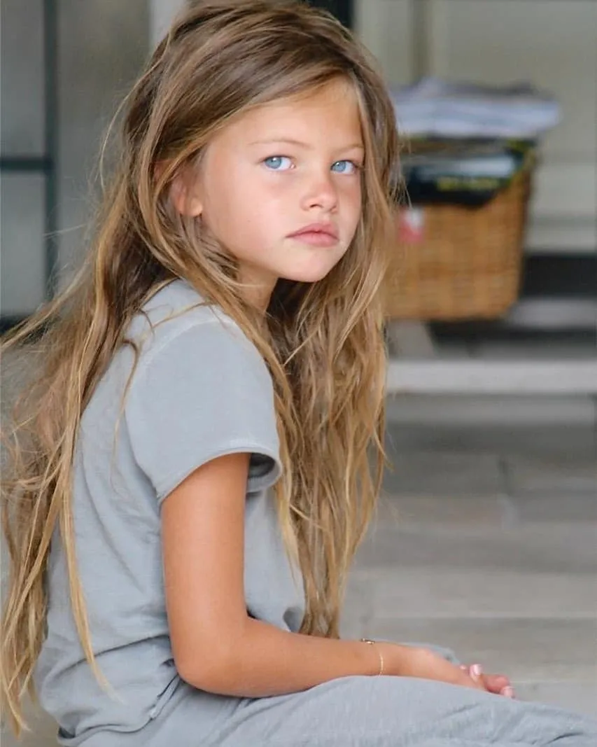 У віці шести років Тілан була названа "найкрасивішою" дівчинкою в світі