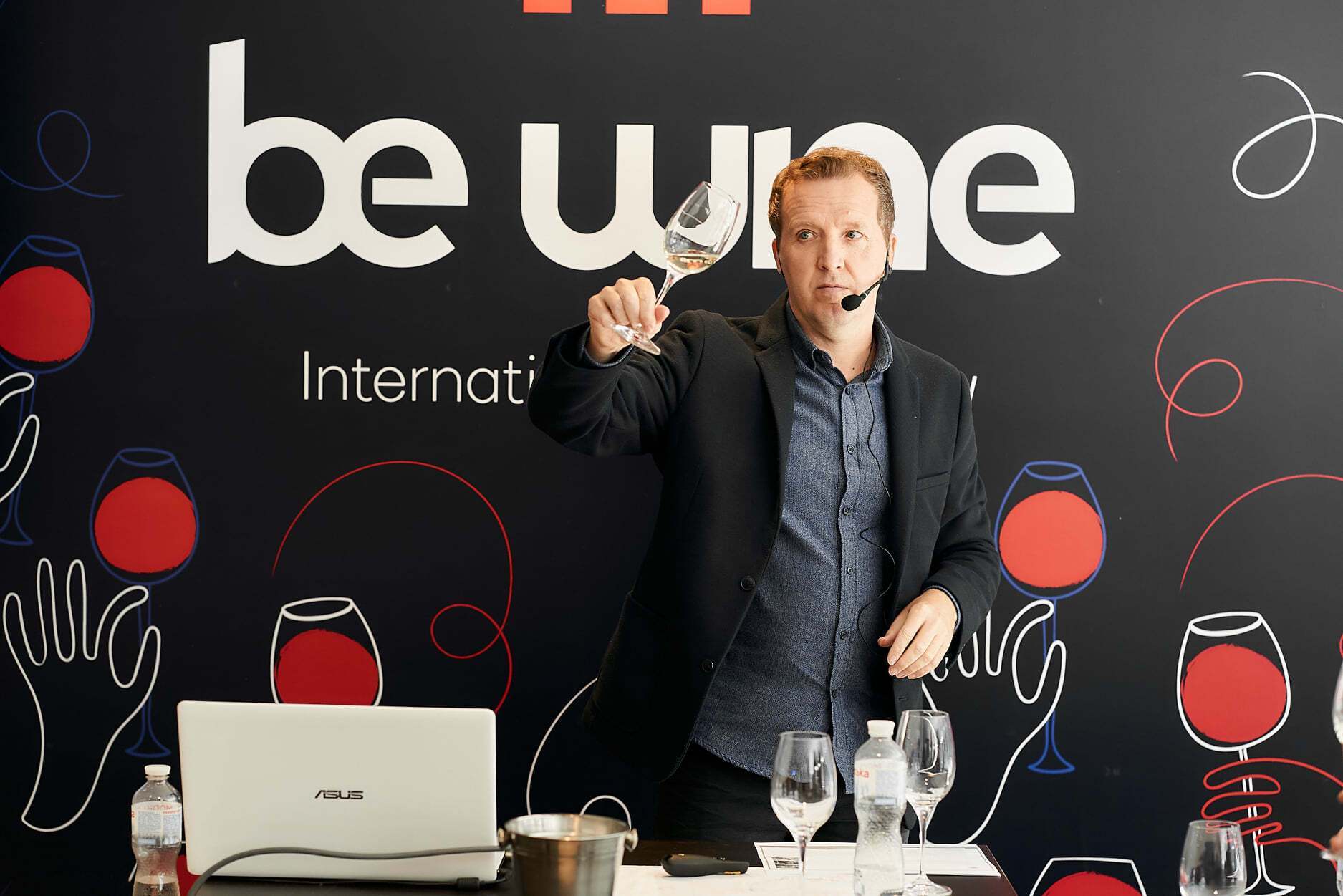 В Киеве провели двухдневный международный фестиваль "Be Wine". Фото