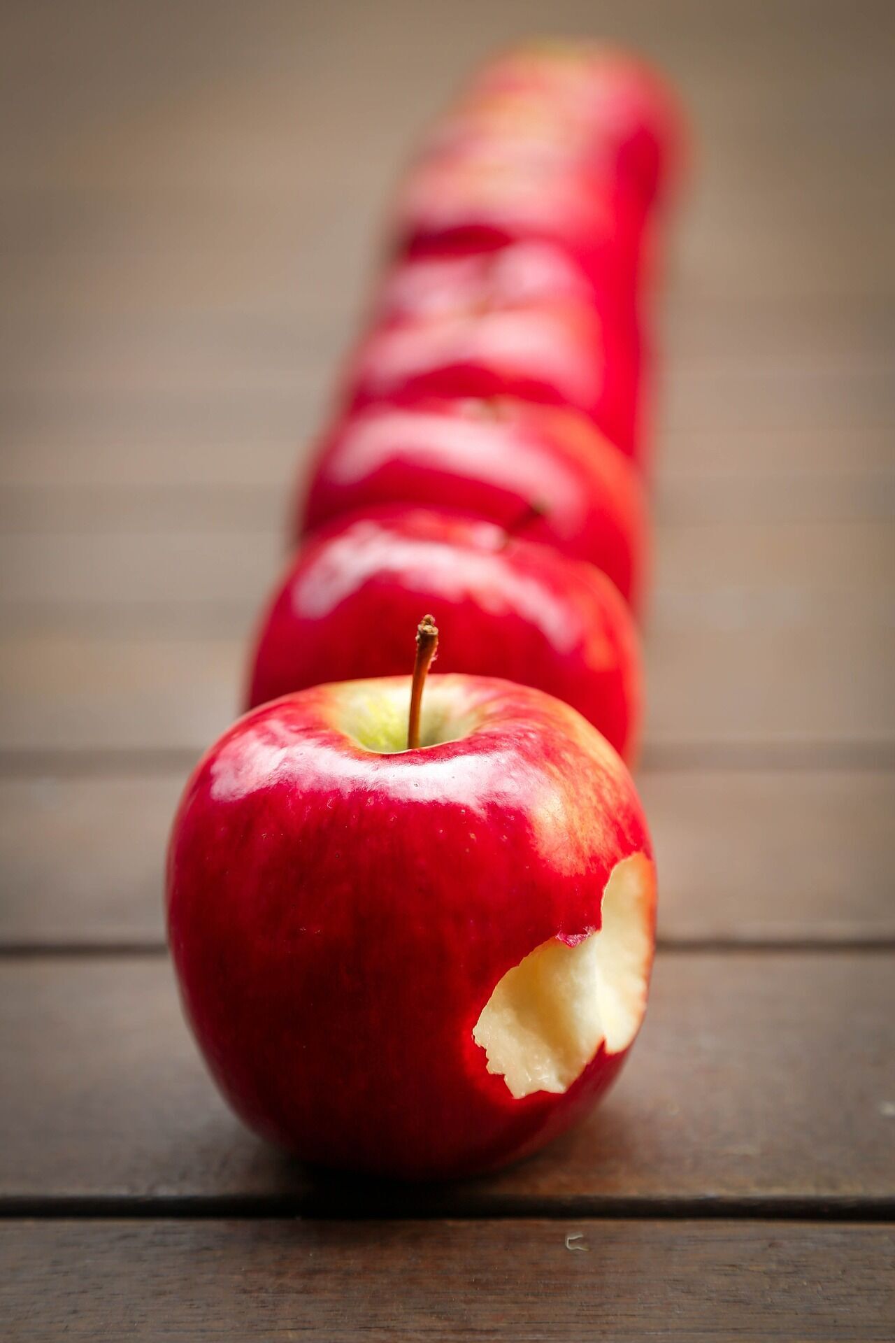 Як зберегти свіжість яблук