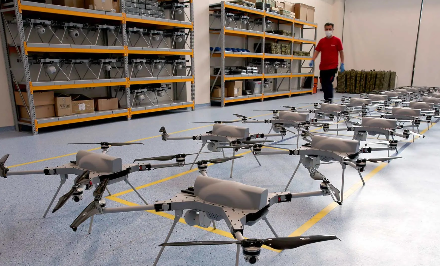 В Турции испытывают роящиеся дроны-камикадзе, способные изменить способы ведения войны