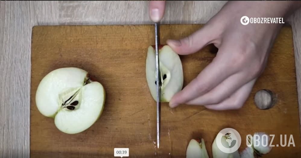 Як нарізати яблука для страви