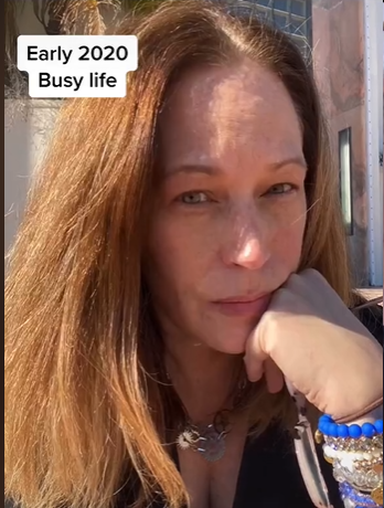 Підписники 52-річної блогерки прийшли в захват