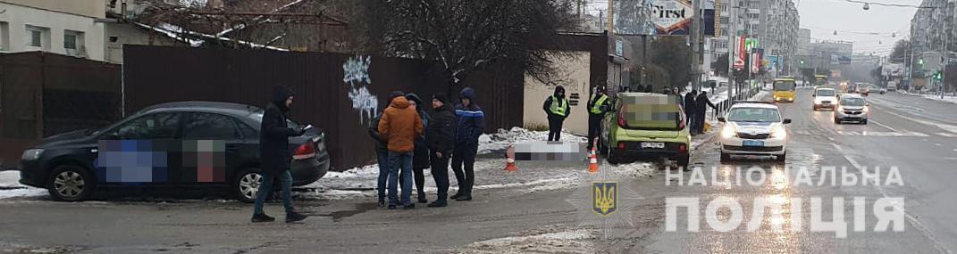 Во Львове внезапно во время движения скончался 50-летний водитель такси