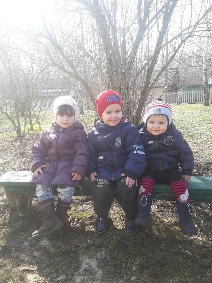 4-летний Матвей, 5-летние близнецы Егор и Александра погибли вместе с бабушкой