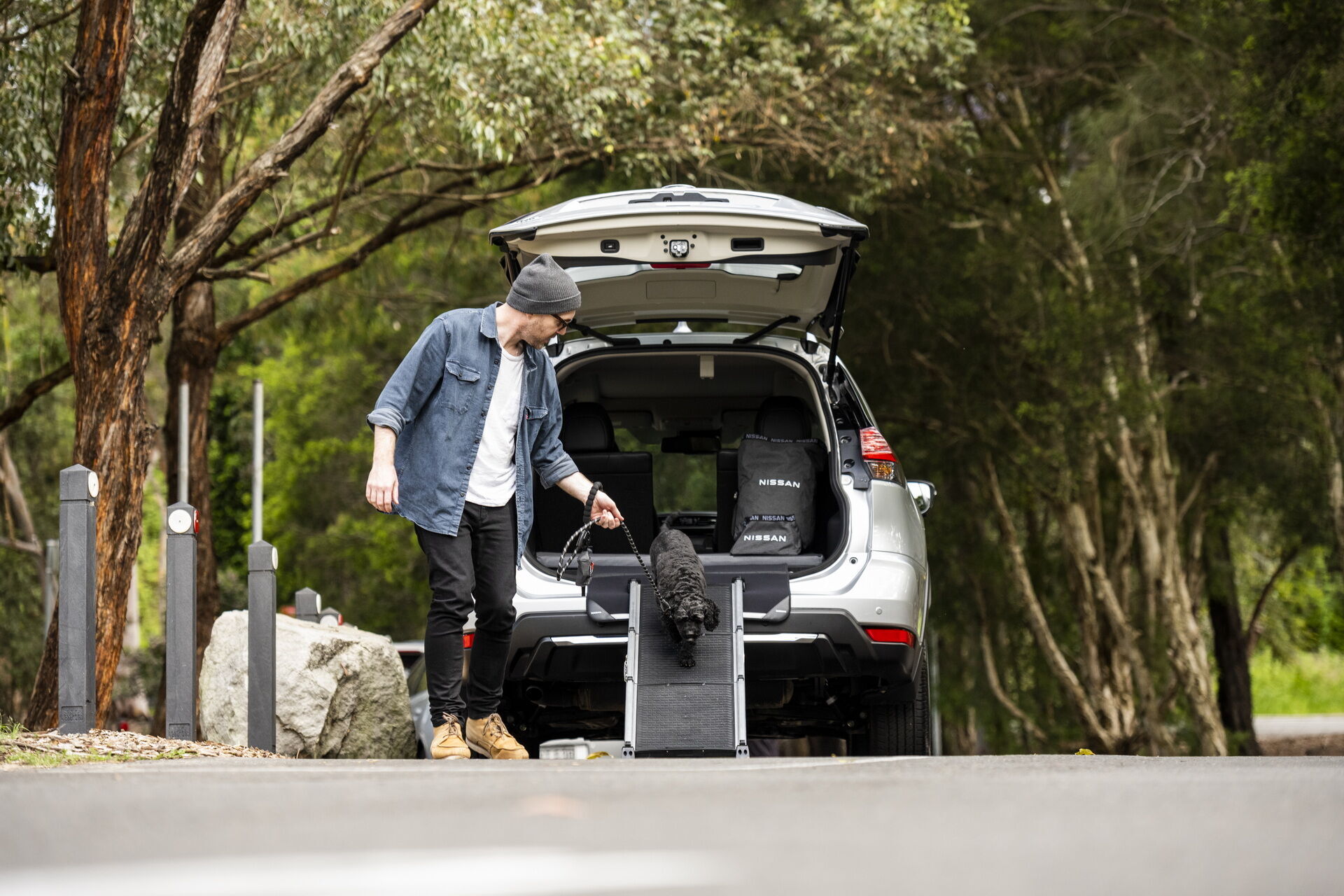 Nissan Australia представила серію аксесуарів, спеціально розроблених для підвищення комфорту собак в автомобілях