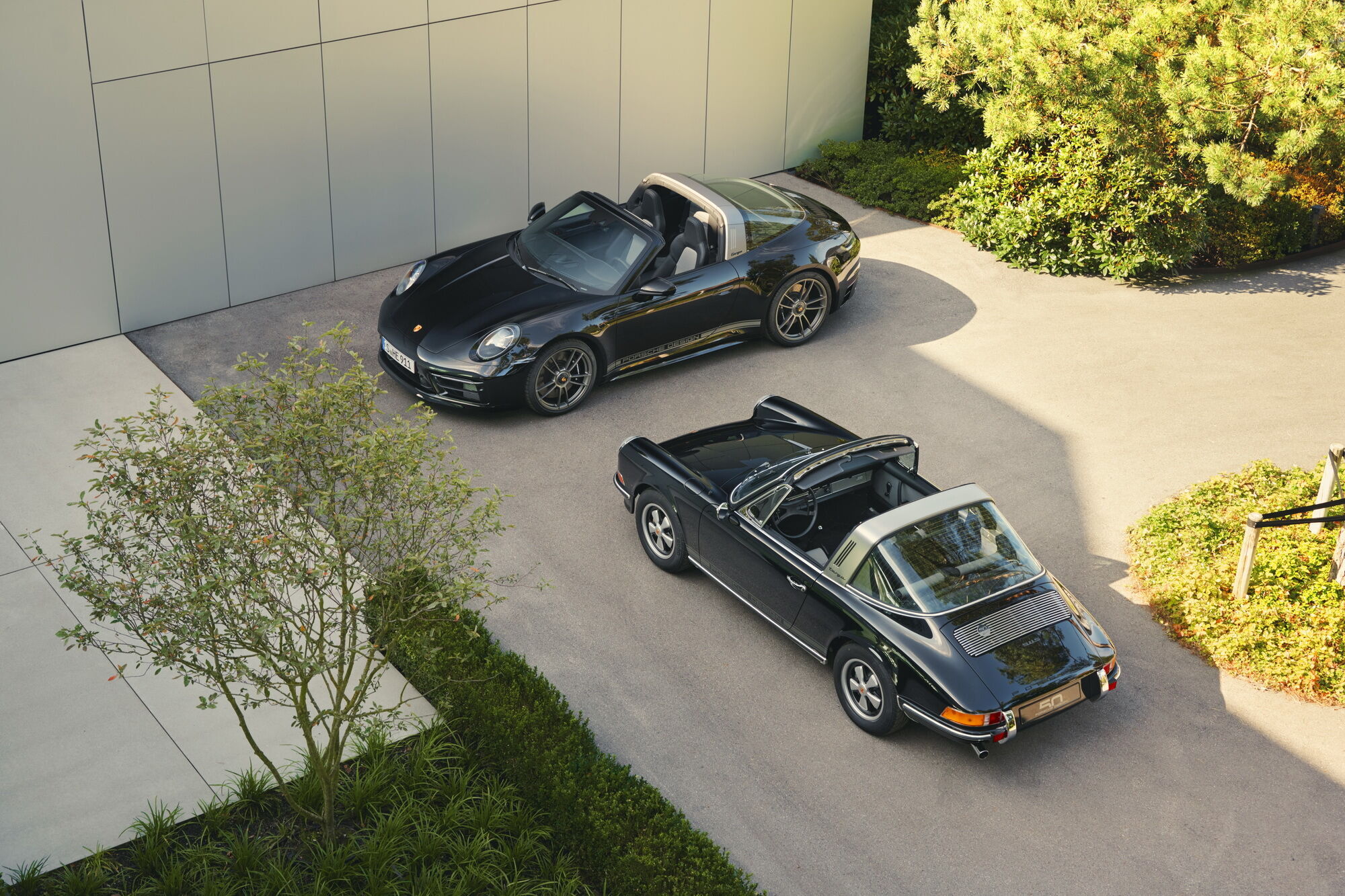 Porsche 911 Edition 50 Years Porsche Design и его историческое alter ego – 911 S 2.4 Targa