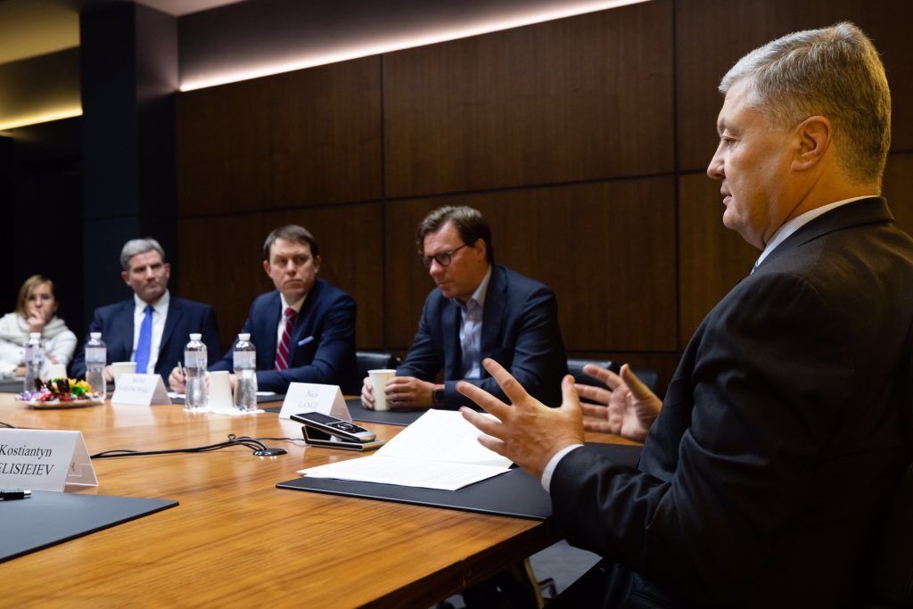 Петр Порошенко встретился с делегацией Фонда Маршалла США