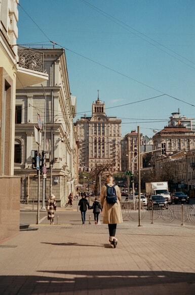 Жарких дней этим летом в Киеве будет мало.