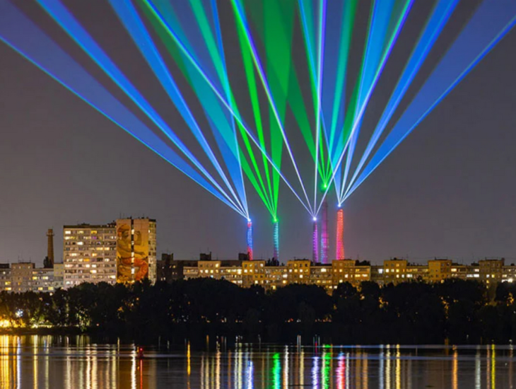 Проєкт Dnipro Light Flowers став новим символом Дніпра