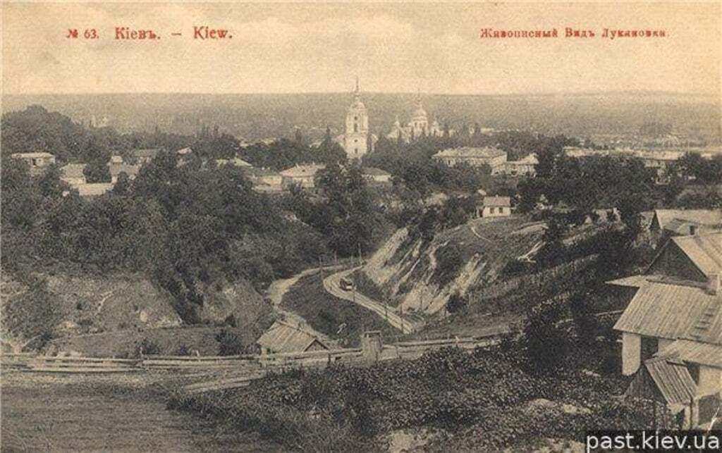 Вид на Лукьяновку.