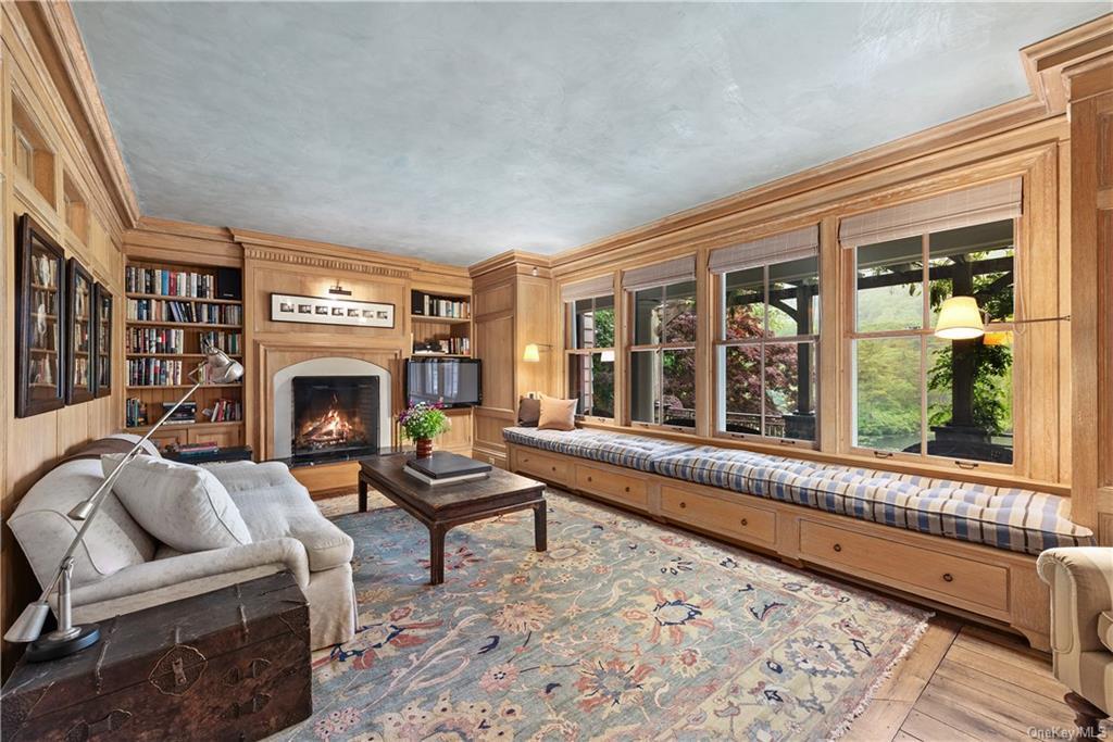 Ричард Гир продает роскошный особняк за $28 млн