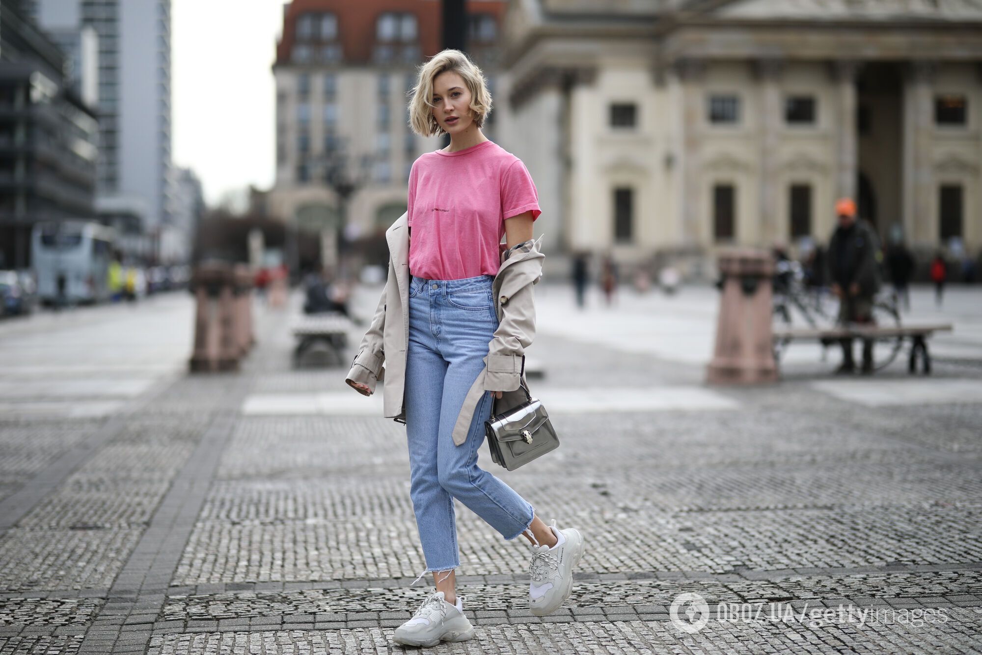 5 случаев, когда лучше выбрать одежду на размер больше, чтобы казаться стройнее