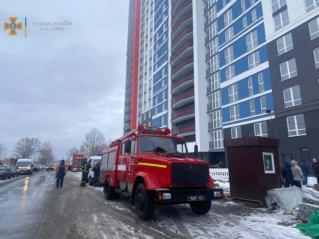 Рятувальники оперативно загасили пожежу в новобудові.