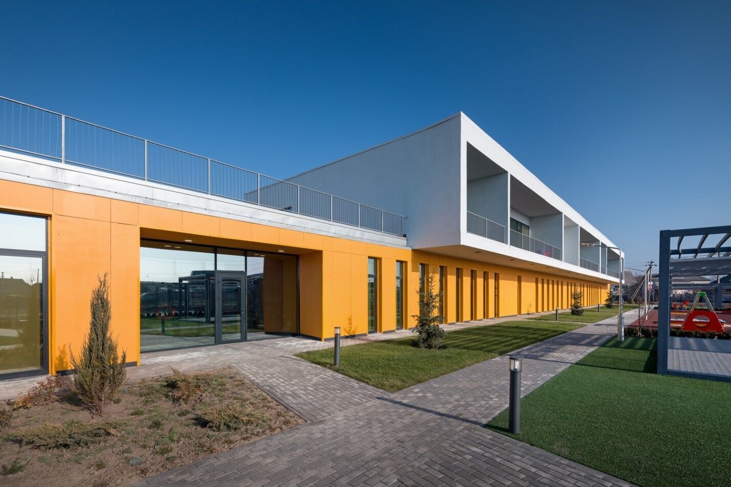 ArchDaily номинировал садик в Обуховке на звание лучшего архитектурного проекта года