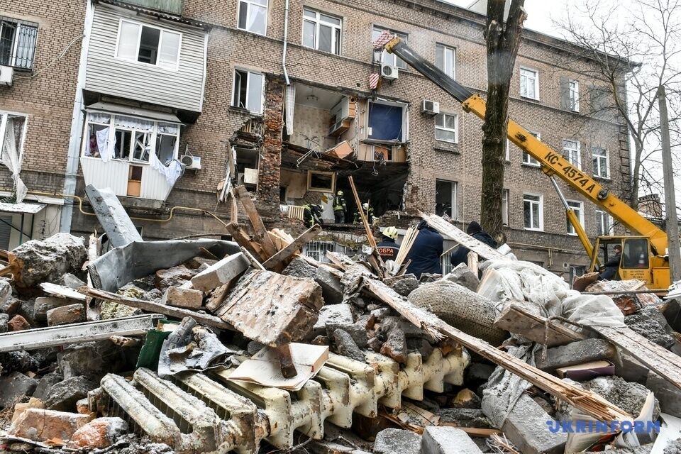 В результате взрыва разрушены 7 квартир