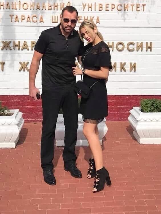 Володимир Вірчис та його донька-студентка
