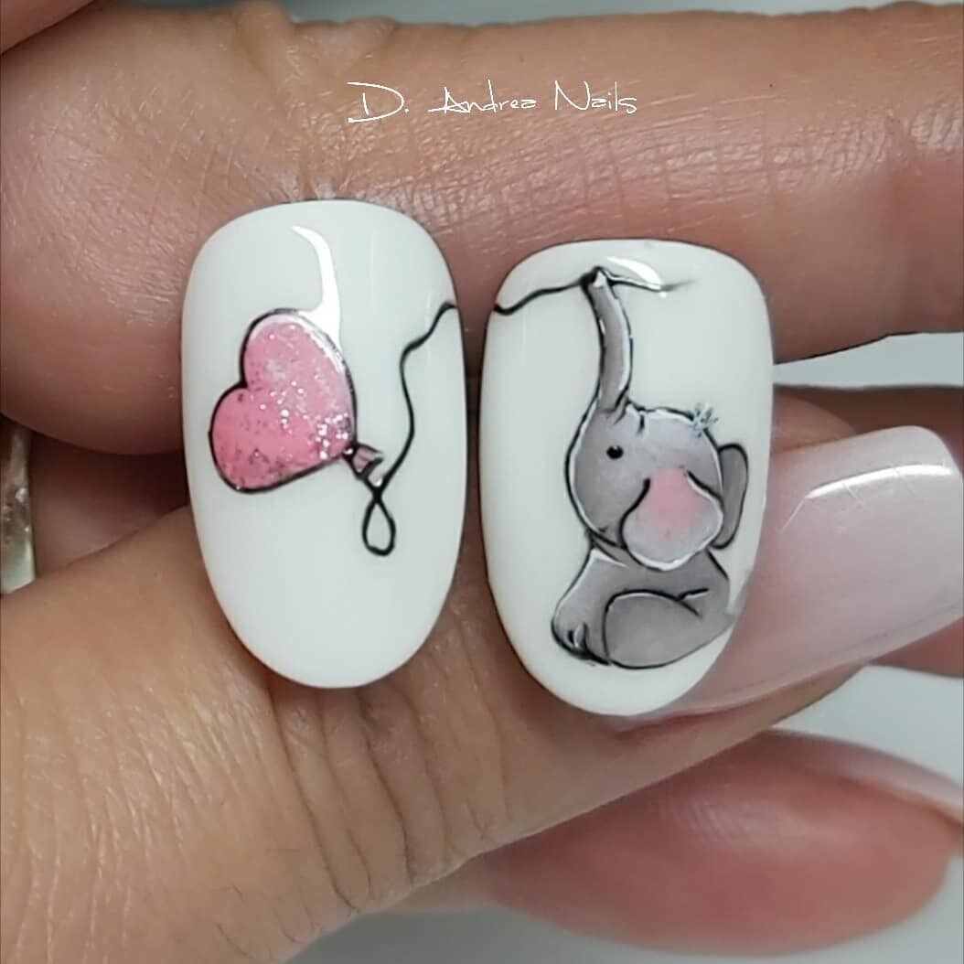 Нейл-арт со слоником