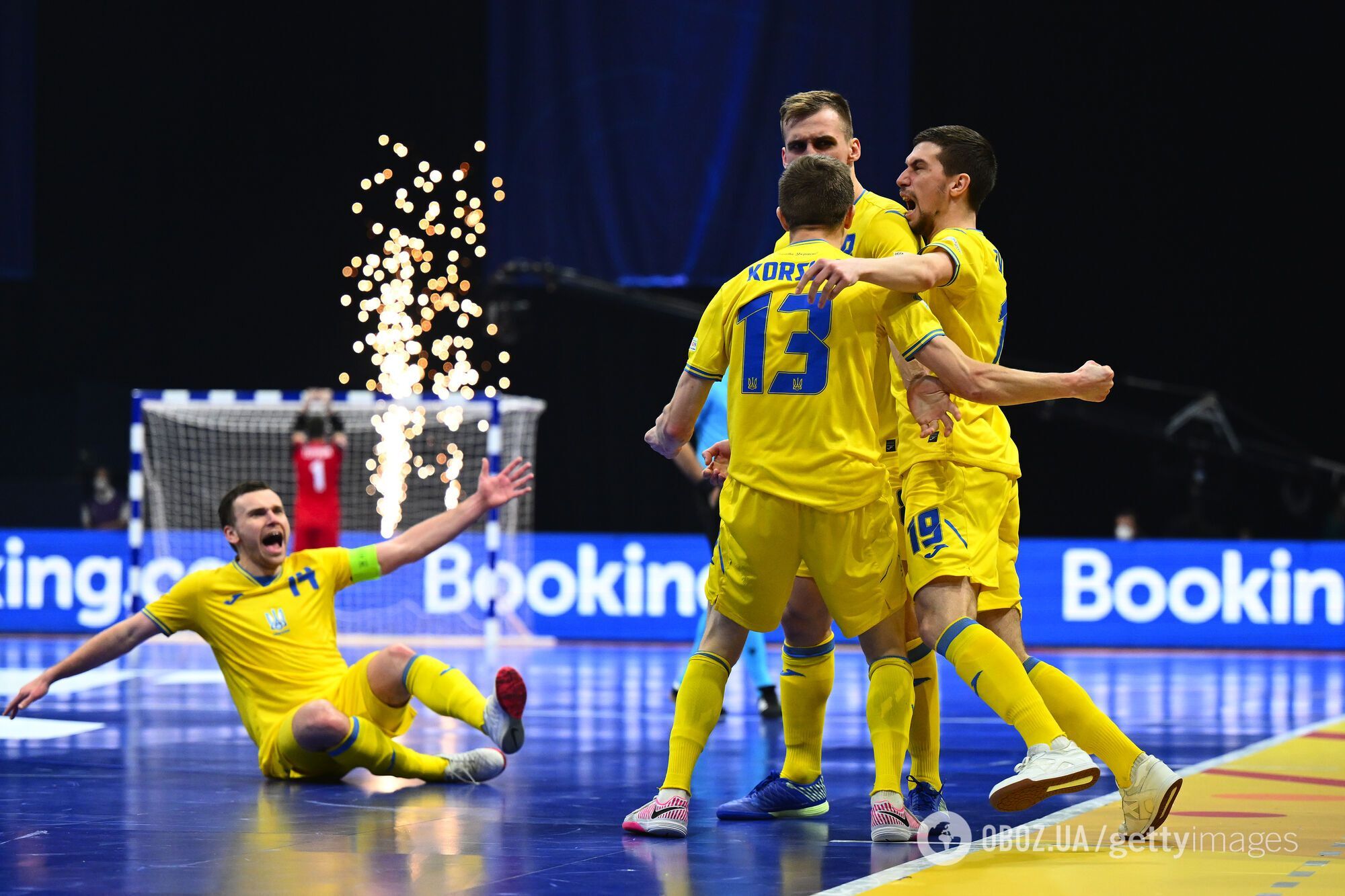 Украинцы в четвертьфинале обыграли Казахстан.