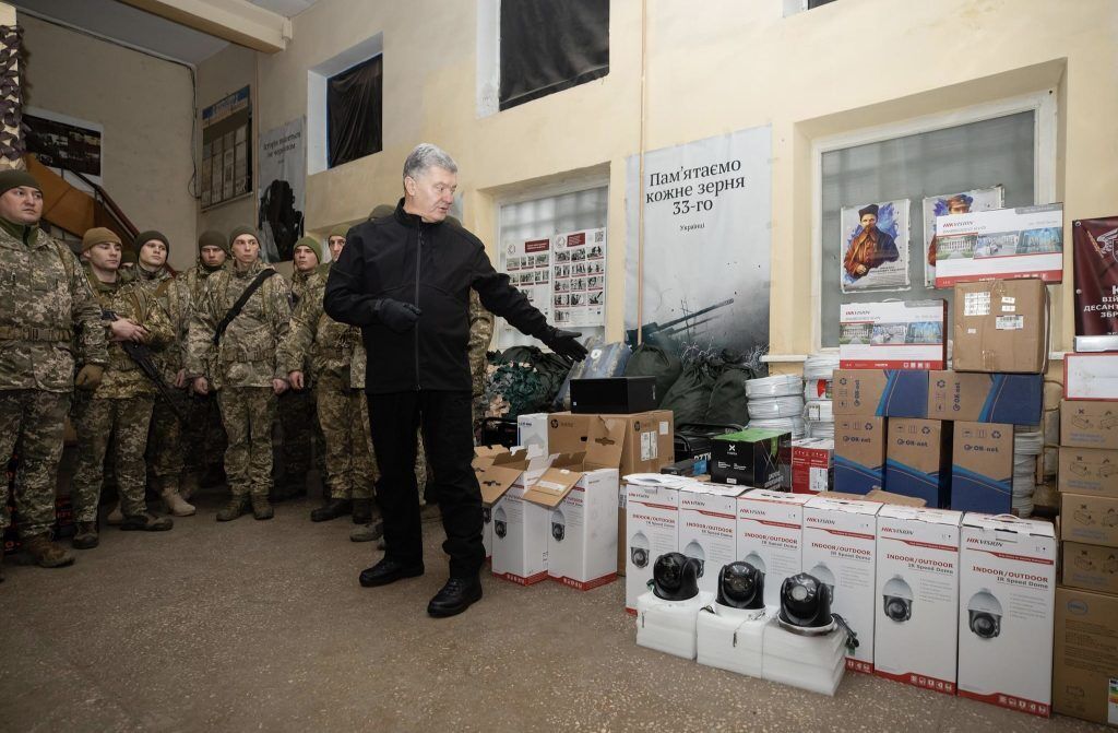 Петро Порошенко  привіз у Яремчанську центральну міську лікарню кисневі концентратори