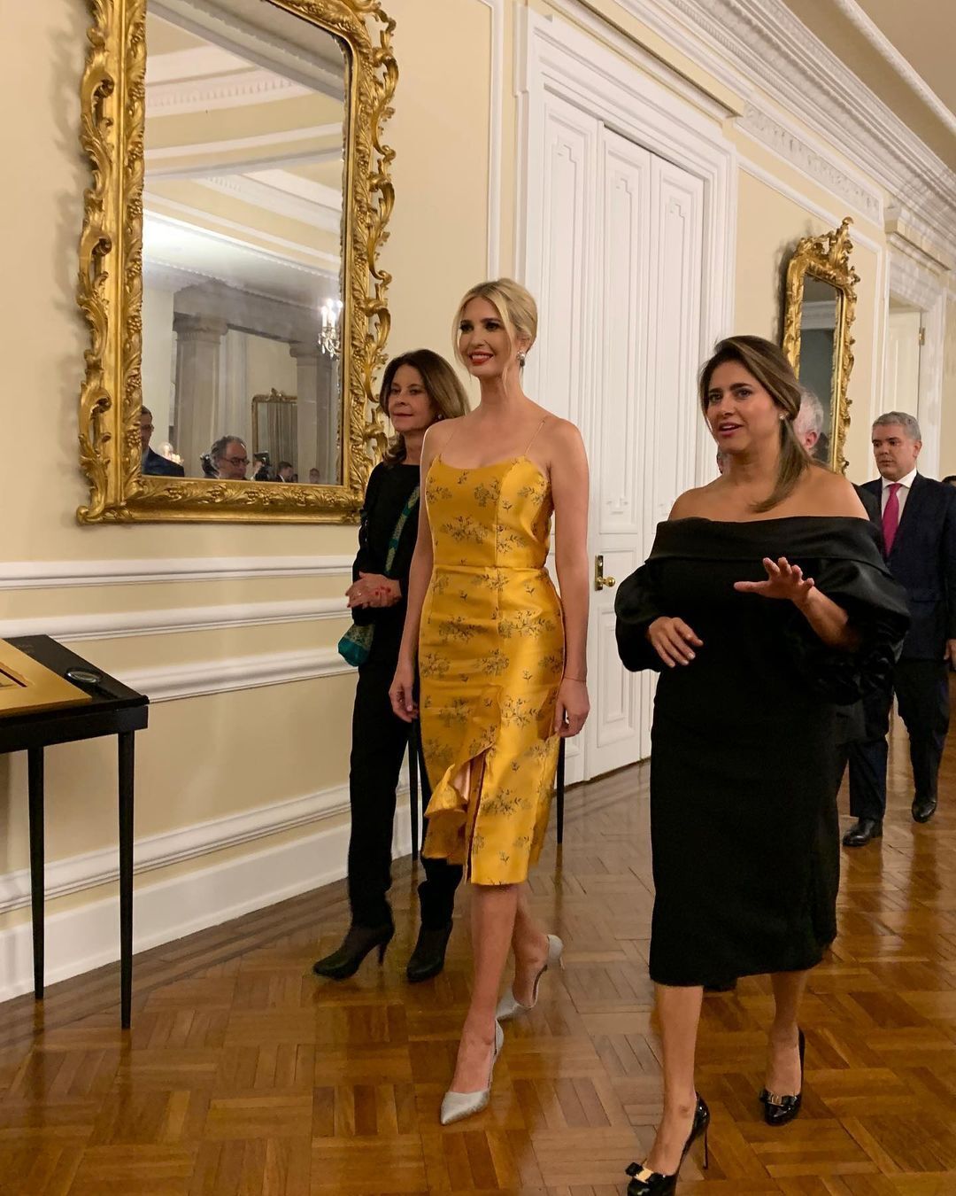 Іванка Трамп та сукня в білизняному стилі