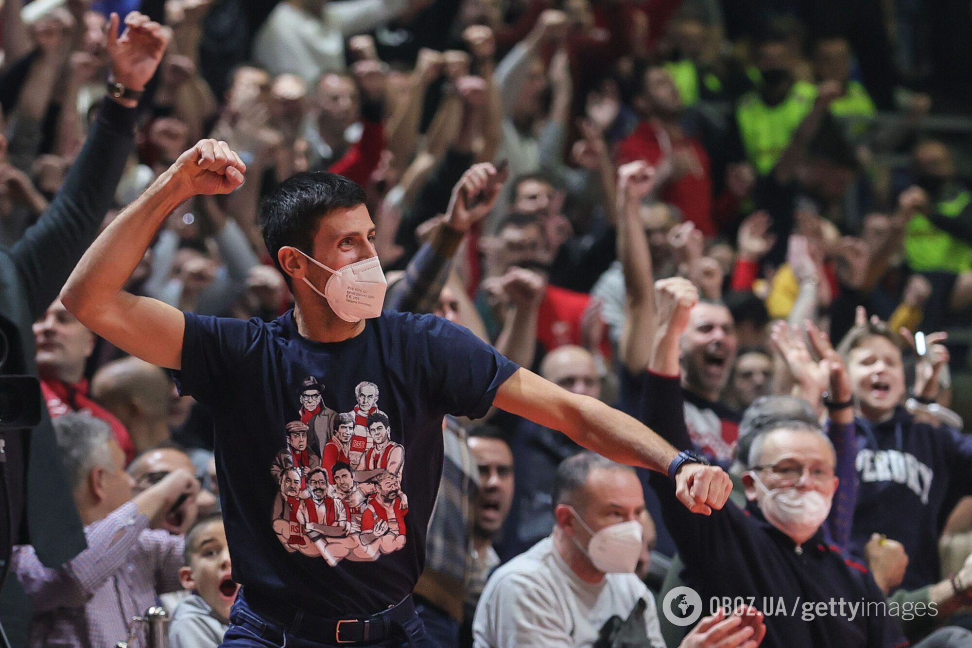 Джокович на баскетбольному матчі "Црвени Зірки".
