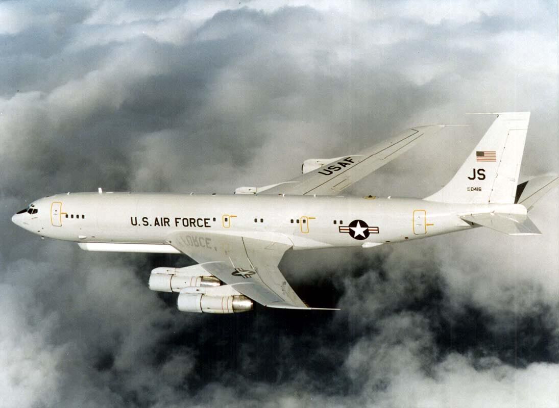 Самолет-разведчик E-8C