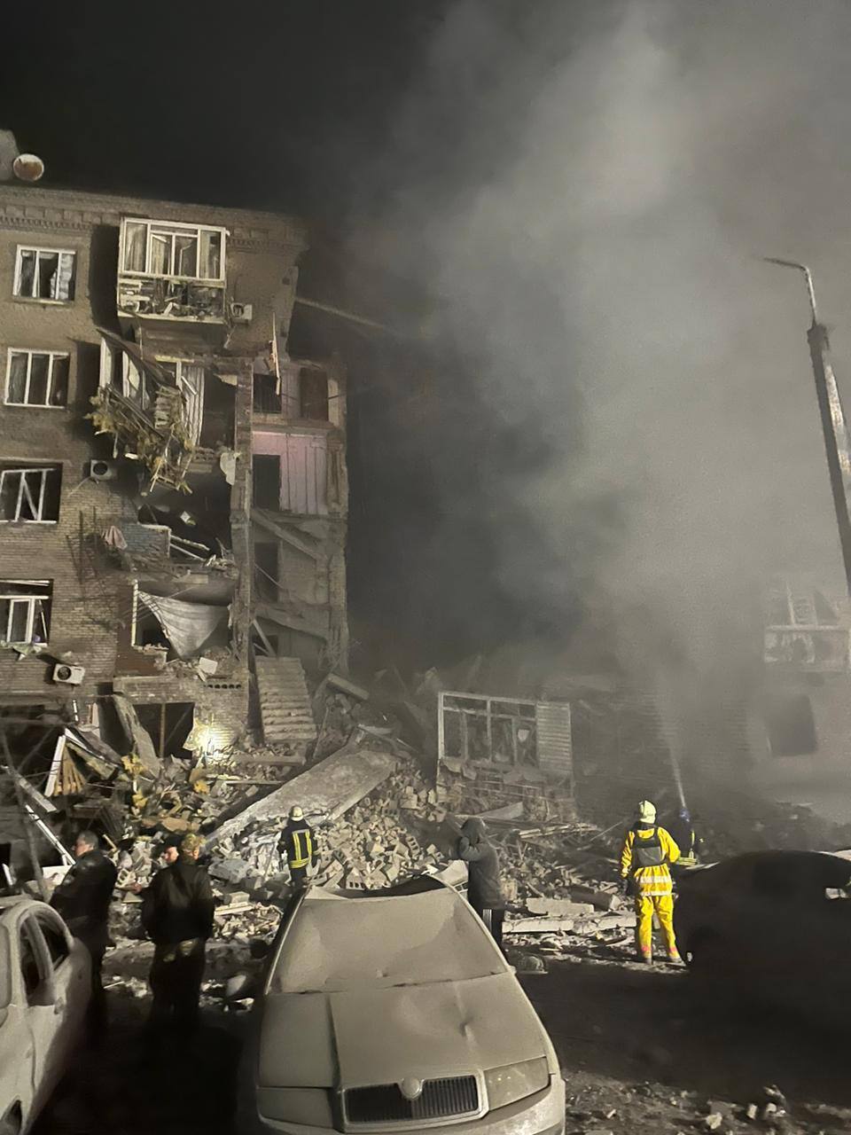 Ракеты российских оккупантов взорвали дом, где жил известный украинский футболист
