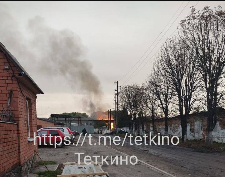 ''Бавовна'' добралась до Курской области: в селе Теткино произошел пожар на спиртзаводе. Фото и видео