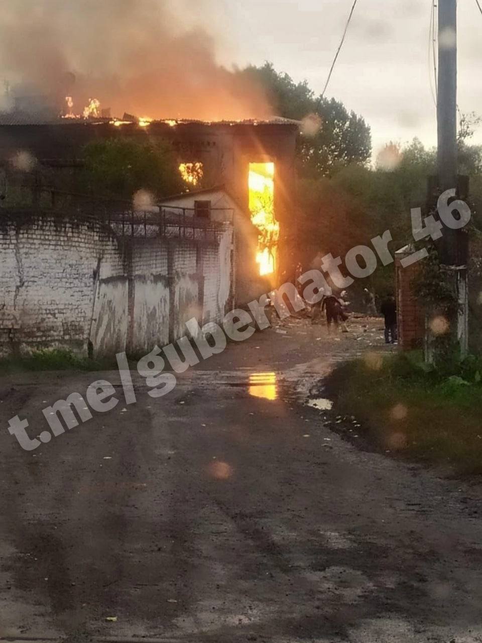"Бавовна" дісталася Курської області: в селі Тьоткіно трапилася пожежа на спиртзаводі. Фото і відео