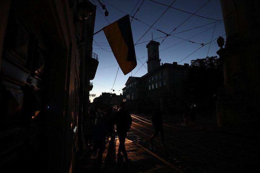 Как выглядит ночной Львов без электричества: город Льва прекрасен всегда. Фото