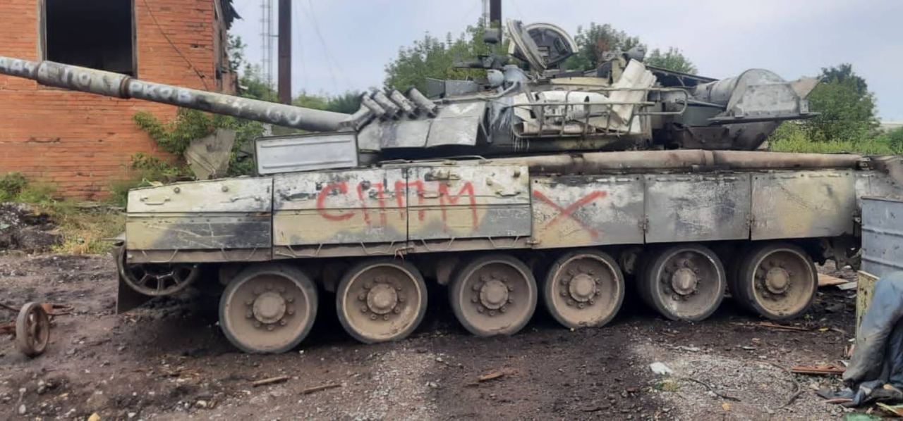 ''Даже на ленд-лиз не годится'': в сети показали, чем сражается ''вторая армия'' мира в Украине. Фото