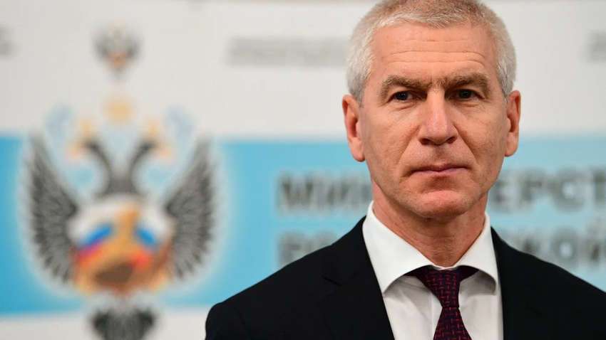 У Держдумі зізналися, як по Росії вдарили санкції. Вболівальники РФ нагадали про "24 лютого – страшну трагедію для росіян"