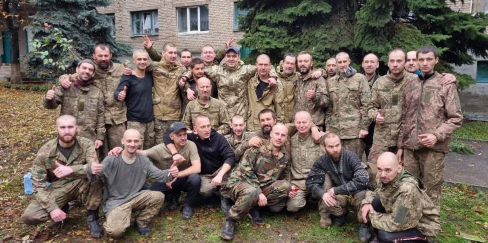 Украина вернула из российского плена 32 военных и тело погибшего израильского добровольца Дмитрия Фиалки. Фото