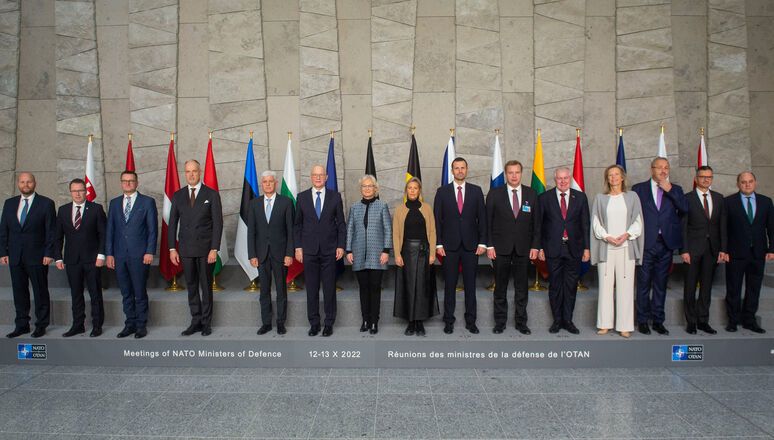 ''Небесный щит'': 14 стран – членов НАТО договорились создать общую европейскую систему ПВО