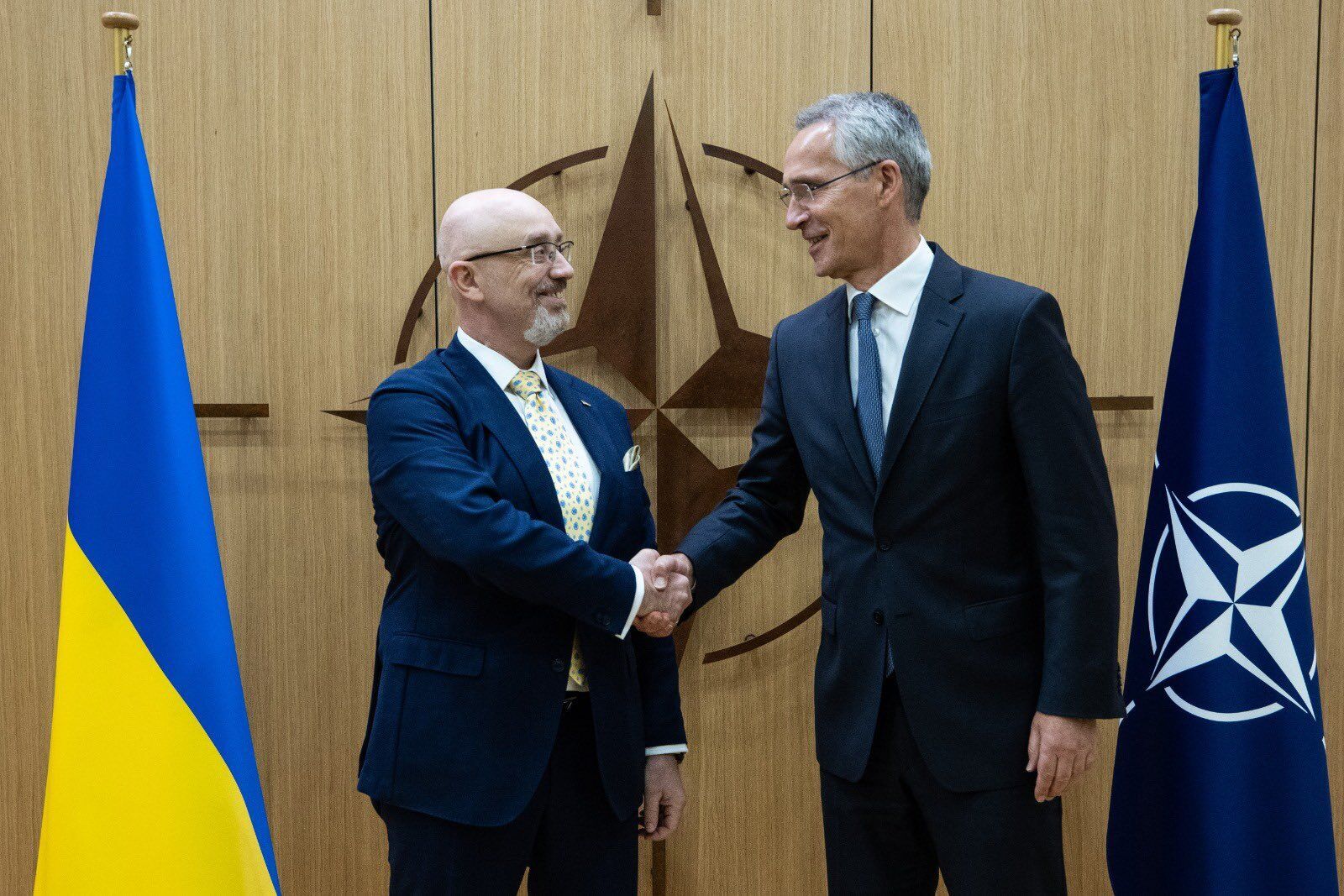 НАТО усилит помощь Украине для ее победы в войне, – Столтенберг