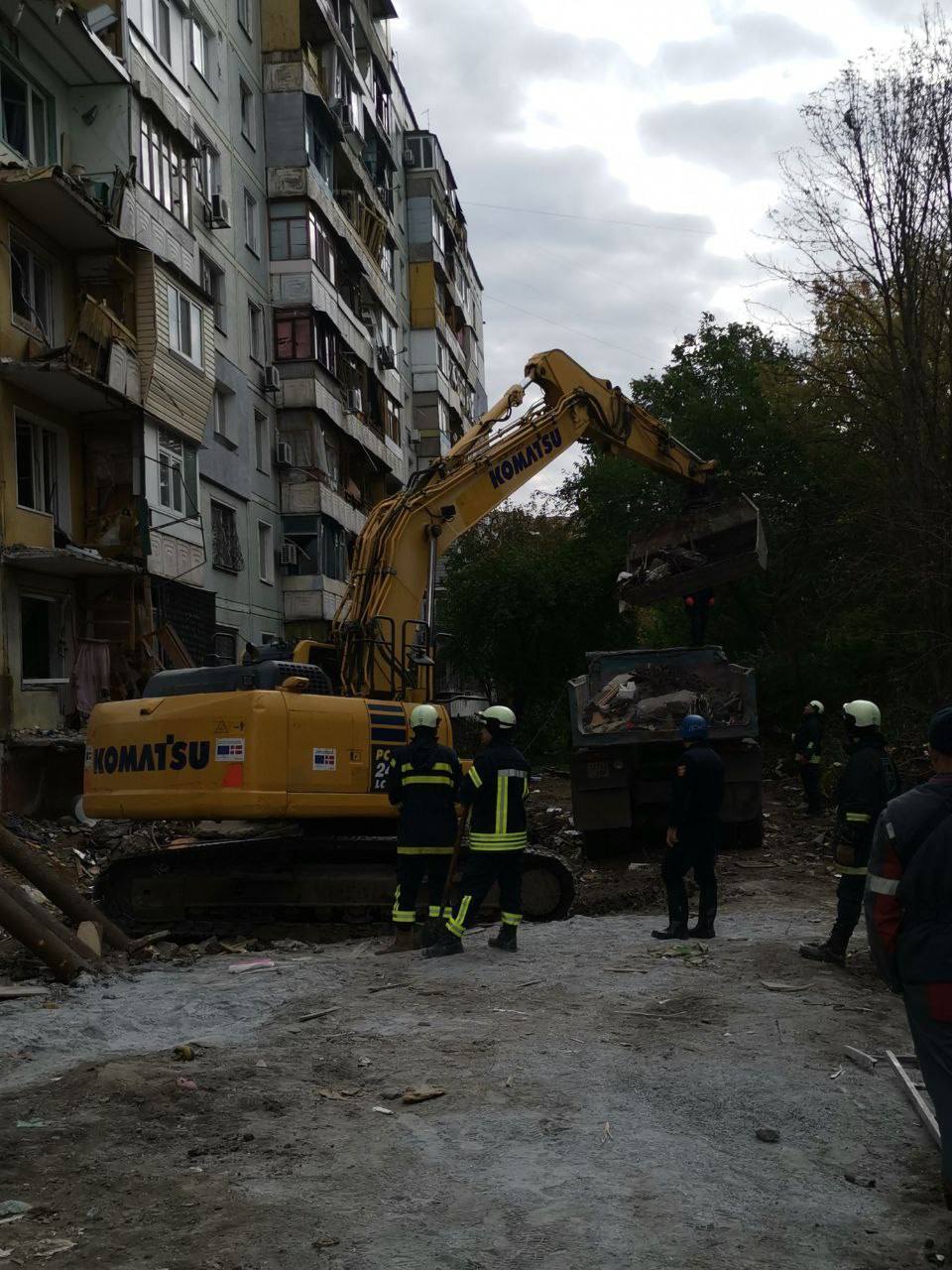 Ворог періодично обстрілює Запоріжжя, знищуючи будинки українців