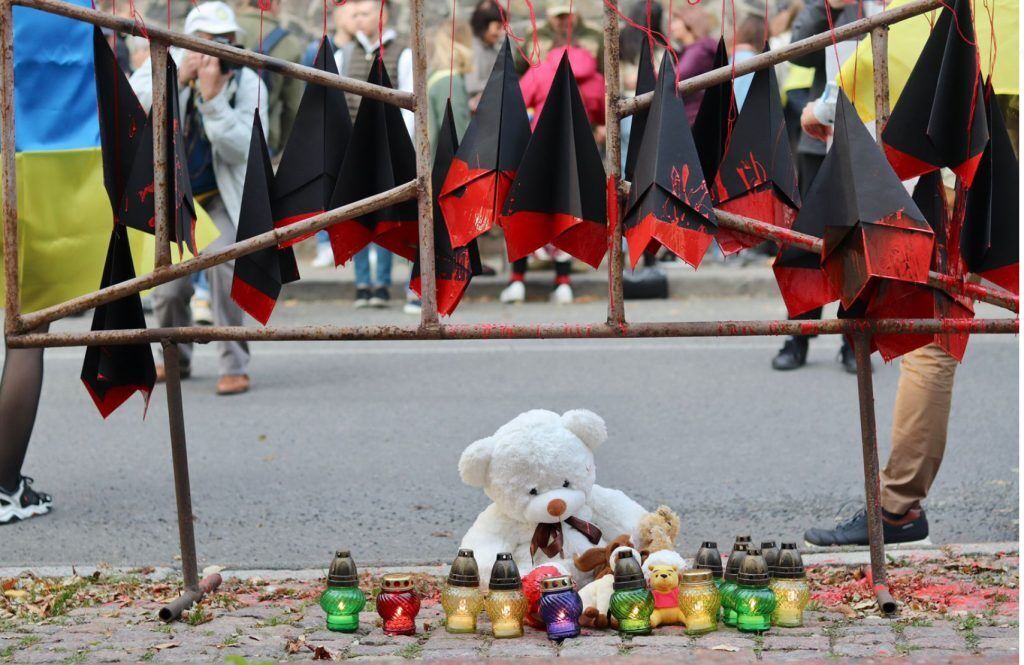 Мають загинути разом з Путіним: депутати з "Євросолідарності" під посольством Ірану закликали покарати поплічників Кремля