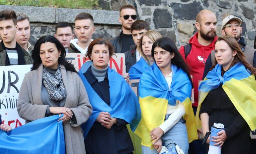 Мають загинути разом з Путіним: депутати з "Євросолідарності" під посольством Ірану закликали покарати поплічників Кремля