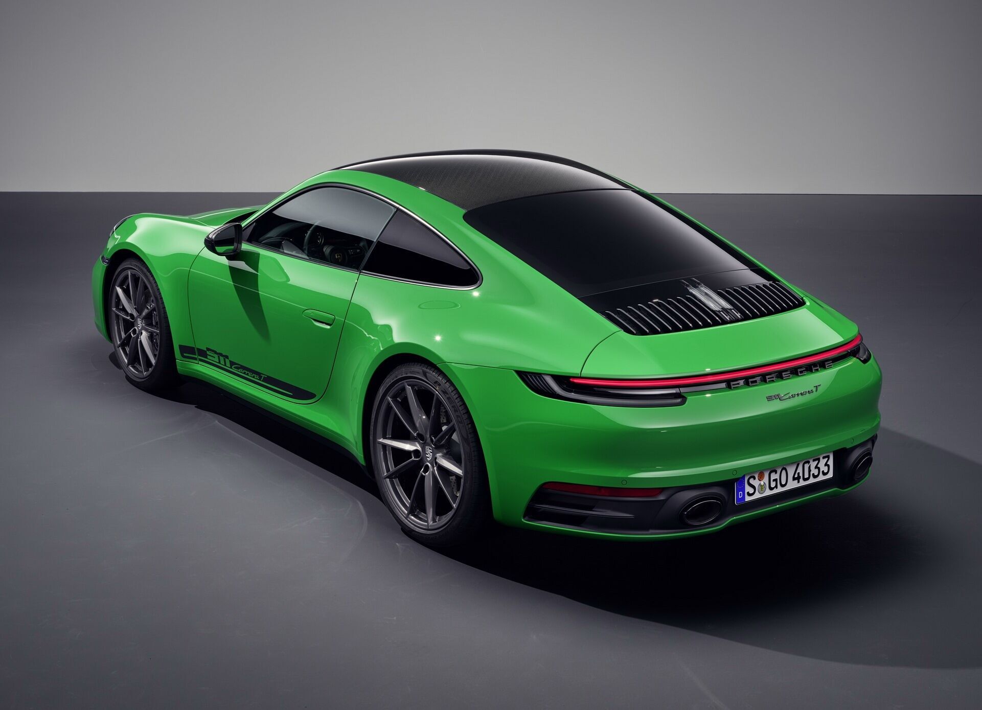 У сімействі Porsche 911 з'явилася версія для пуристів