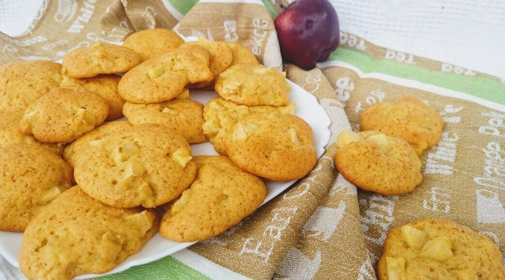 Печиво з яблуками