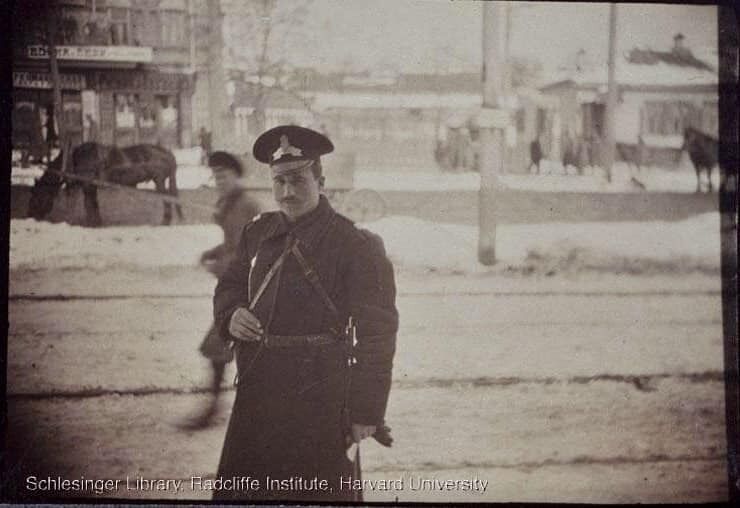 У мережі показали фото Києва, зроблені сестрою милосердя Американського Червоного Хреста в 1915 році