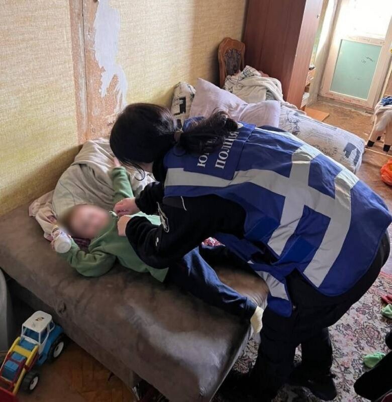 В Киеве изъяли 5-летнего ребенка из неблагополучной семьи: мальчик жил в ужасных условиях. Фото