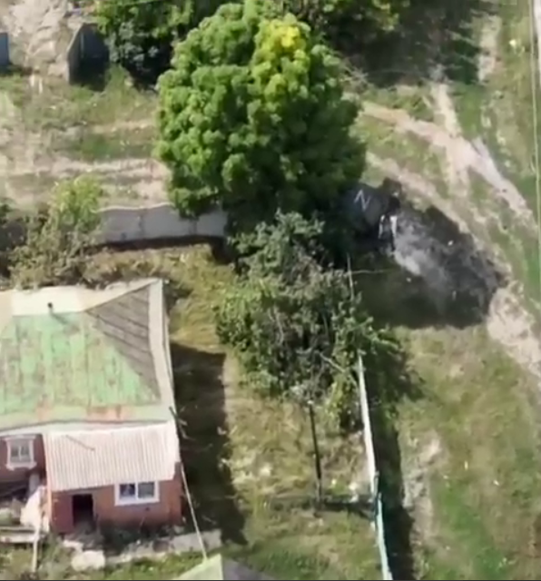 Як окупанти в Україні "полюють" за пральними машинами: у мережу потрапило відео мародерства